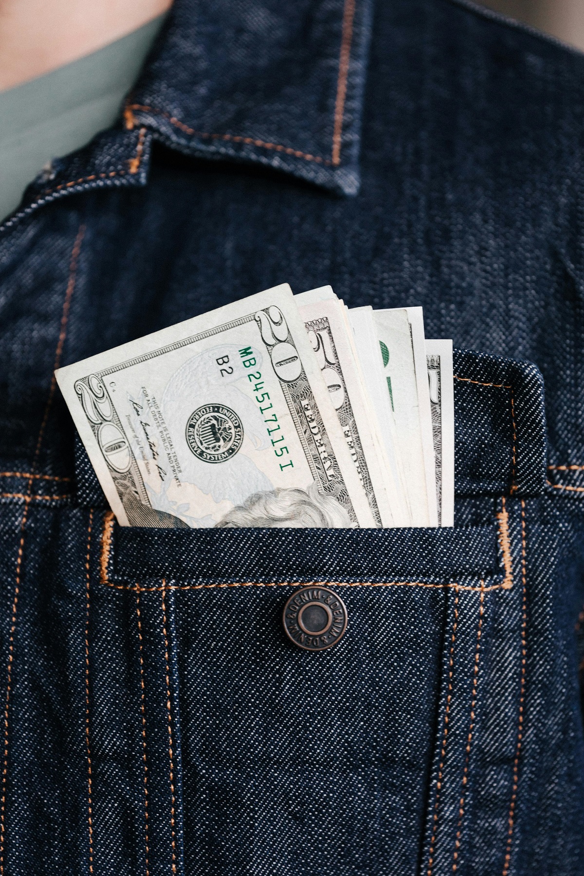 High-Yield Savings Accounts for Emergency Funds