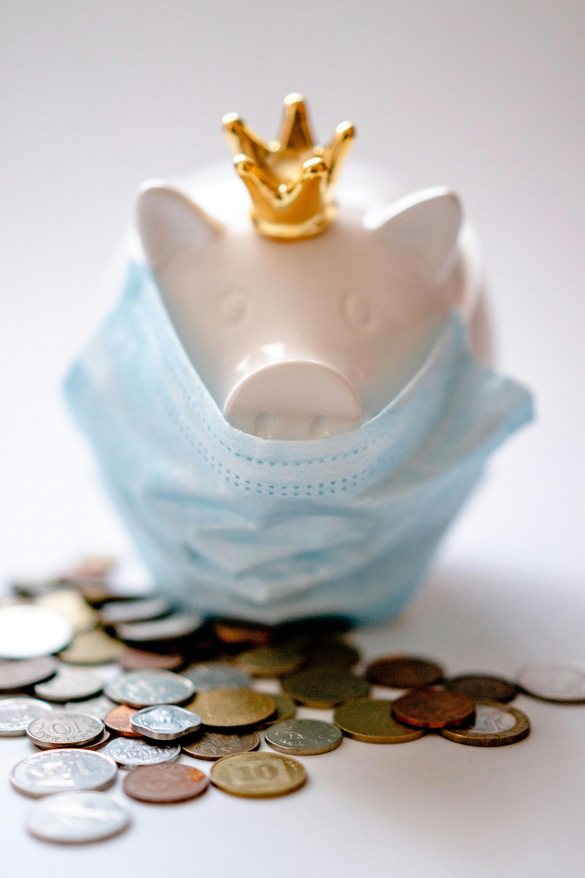 Utilize Banking Features for Emergency Funds